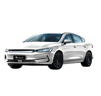 BYD의 가장 많이 팔린 순수 전기 가족 세단, 킨 플러스 EV, 500KM의 범위가 있습니다.