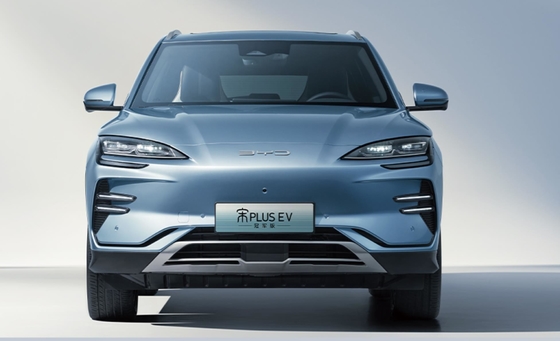 BYD 송 플러스 EV 2023 챔피언 버전은 605KM의 내구성을 가지고 있습니다.
