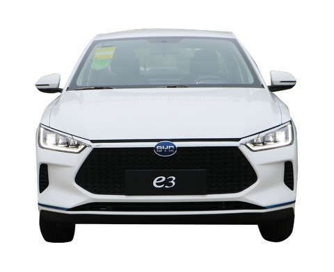 BYD 순수 전기 e3 택시는 401KM의 범위를 가지고 있습니다.