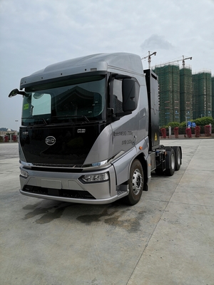 뜨거운 판매 282 킬로와트 / 시간 전력, BYD 6x4 순수 전기 트랙터 도크에 전용