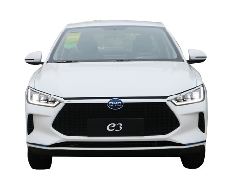 중국에서 만들어졌는데 사거리가 401KM BYD 순수 전기차 e3 도시 공유차