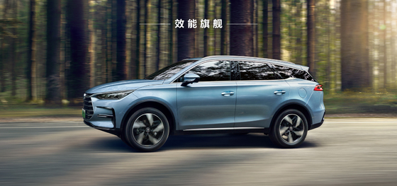 성능 기준: 121km 범위의 하이브리드 전력, 고급 전륜 구동 BYD SUV Tang DMI